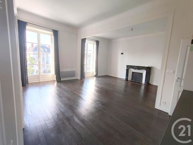 Appartement T3 à louer - 3 pièces - 85,66 m2 - Nantes - 44 - PAYS-DE-LOIRE