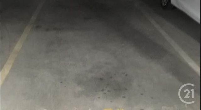 Parking à louer - 12 m2 - Nantes - 44 - PAYS-DE-LOIRE