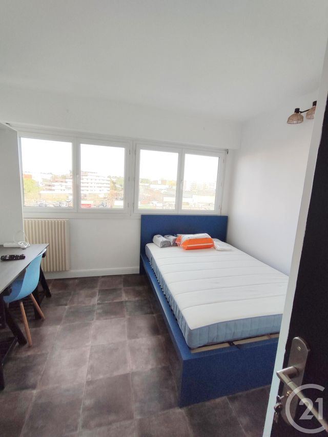 Appartement T5 &agrave; louer - 5 pi&egrave;ces - 85,72 m2 - St Herblain - 44 - PAYS-DE-LOIRE