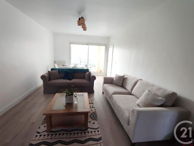 Appartement T5 &agrave; louer - 5 pi&egrave;ces - 85,72 m2 - St Herblain - 44 - PAYS-DE-LOIRE