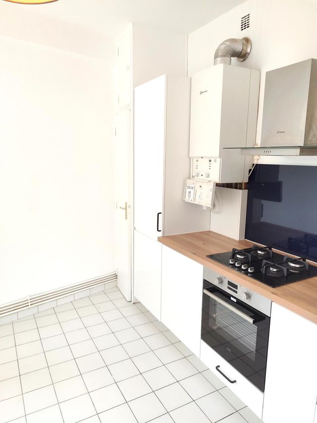 Appartement T4 &agrave; louer - 4 pi&egrave;ces - 94 m2 - Nantes - 44 - PAYS-DE-LOIRE