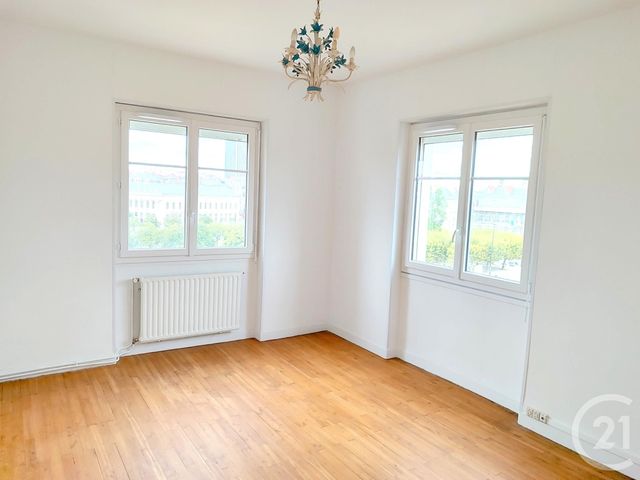 Appartement T4 &agrave; louer - 4 pi&egrave;ces - 94 m2 - Nantes - 44 - PAYS-DE-LOIRE