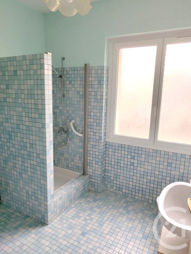 Appartement T4 &agrave; louer - 4 pi&egrave;ces - 94 m2 - Nantes - 44 - PAYS-DE-LOIRE