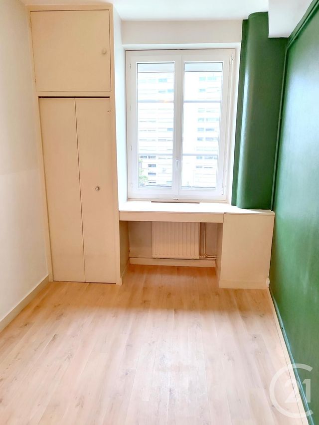 Appartement T4 &agrave; louer - 4 pi&egrave;ces - 94 m2 - Nantes - 44 - PAYS-DE-LOIRE
