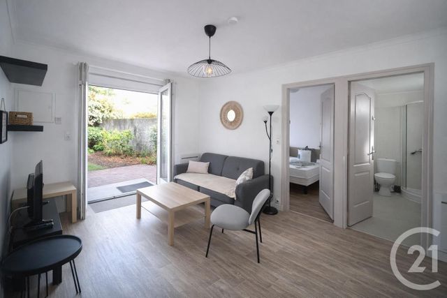 Appartement T3 &agrave; louer - 3 pi&egrave;ces - 40,73 m2 - Reze - 44 - PAYS-DE-LOIRE