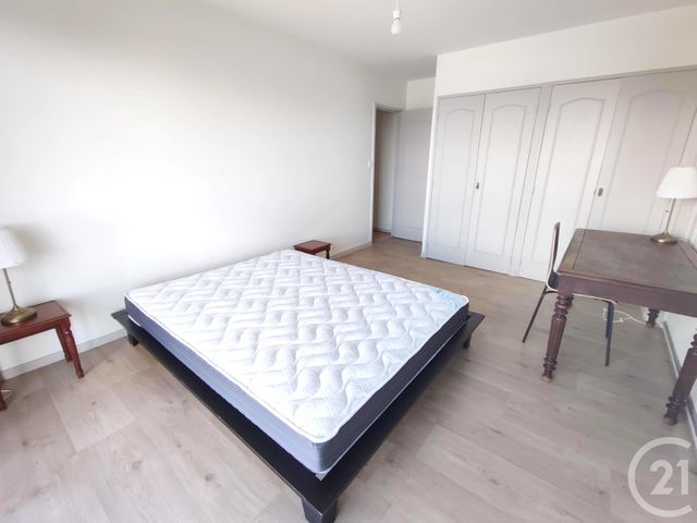 Appartement T4 &agrave; louer - 4 pi&egrave;ces - 85,38 m2 - Nantes - 44 - PAYS-DE-LOIRE