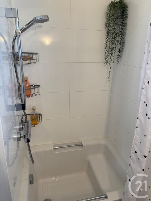 Appartement T4 &agrave; louer - 4 pi&egrave;ces - 66,26 m2 - Nantes - 44 - PAYS-DE-LOIRE