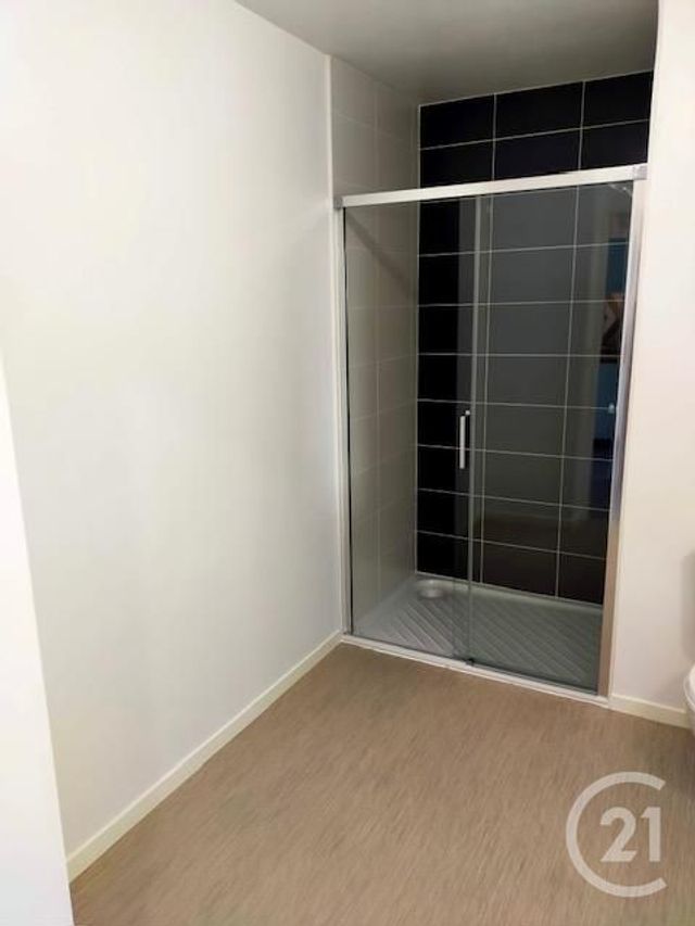 Appartement T2 &agrave; louer - 2 pi&egrave;ces - 40,50 m2 - St Herblain - 44 - PAYS-DE-LOIRE