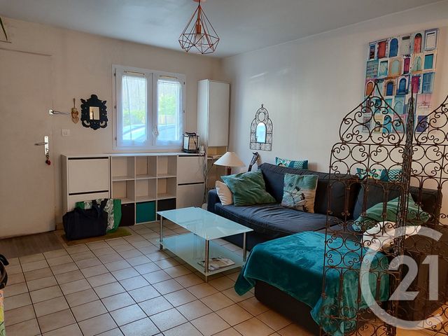 Maison &agrave; louer - 5 pi&egrave;ces - 79,63 m2 - Vannes - 56 - BRETAGNE