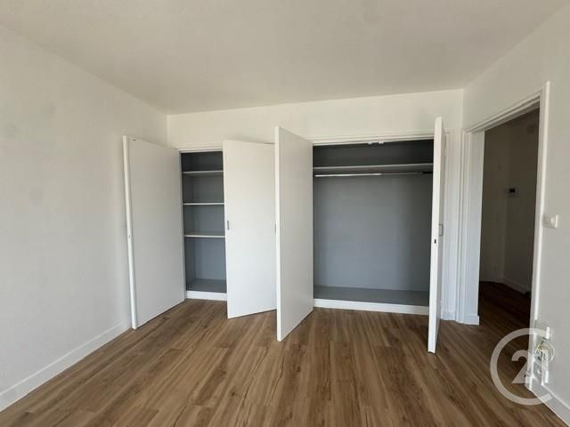 Appartement Studio &agrave; louer - 1 pi&egrave;ce - 29,86 m2 - Vannes - 56 - BRETAGNE