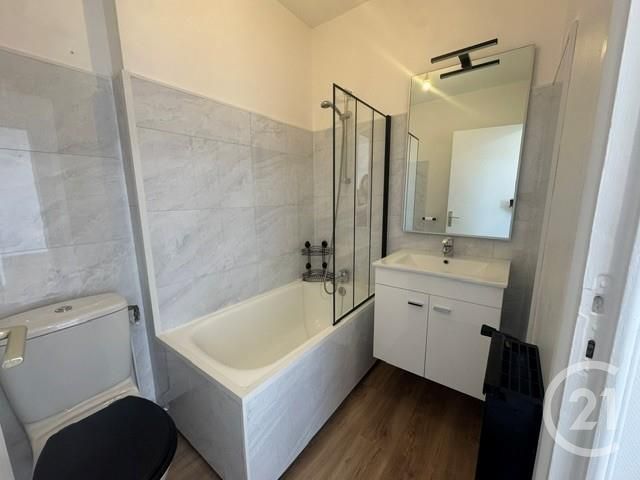 Appartement Studio &agrave; louer - 1 pi&egrave;ce - 29,86 m2 - Vannes - 56 - BRETAGNE