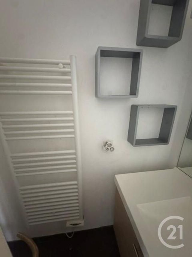 Appartement F2 &agrave; louer - 2 pi&egrave;ces - 41,51 m2 - St Ave - 56 - BRETAGNE