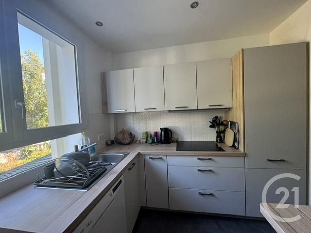 Appartement F4 &agrave; louer - 4 pi&egrave;ces - 75 m2 - Vannes - 56 - BRETAGNE