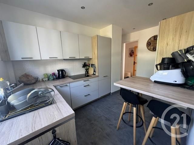 Appartement F4 &agrave; louer - 4 pi&egrave;ces - 75 m2 - Vannes - 56 - BRETAGNE