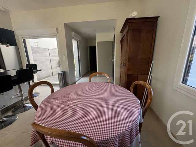 Maison &agrave; louer - 4 pi&egrave;ces - 94,85 m2 - St Ave - 56 - BRETAGNE