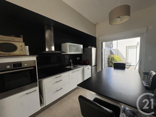 Maison &agrave; louer - 4 pi&egrave;ces - 94,85 m2 - St Ave - 56 - BRETAGNE