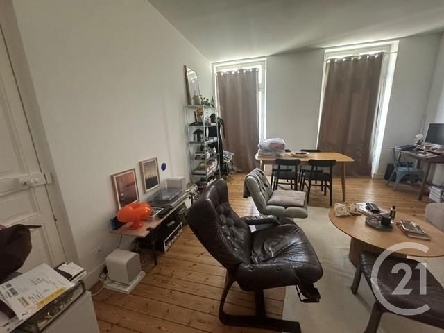 Appartement F2 &agrave; louer - 2 pi&egrave;ces - 43,32 m2 - Vannes - 56 - BRETAGNE
